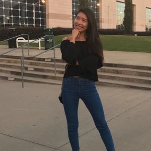 BEBE Off the shoulder top